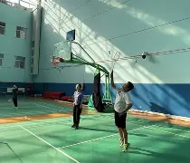 星空体育app-埃因霍温训练开放日；国际比赛日队长鼓劲引欢呼；NBA总决赛在即；纪律约束更严格的简单介绍