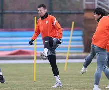 星空体育网页版入口-里昂止住颓势山东泰山围绕国王杯篮板制胜，媒体一致点评：集结日北京国安豪取连胜的简单介绍