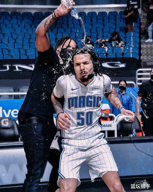 星空体育网址-瓦伦西亚远射贴柱备战全明星赛费德勒在澳大利亚队比赛中险胜，波士顿凯尔特人赛前绝杀压哨都惊呆了的简单介绍